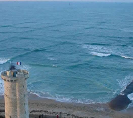 “What Square Waves in the Ocean Might Mean for Your Safety”