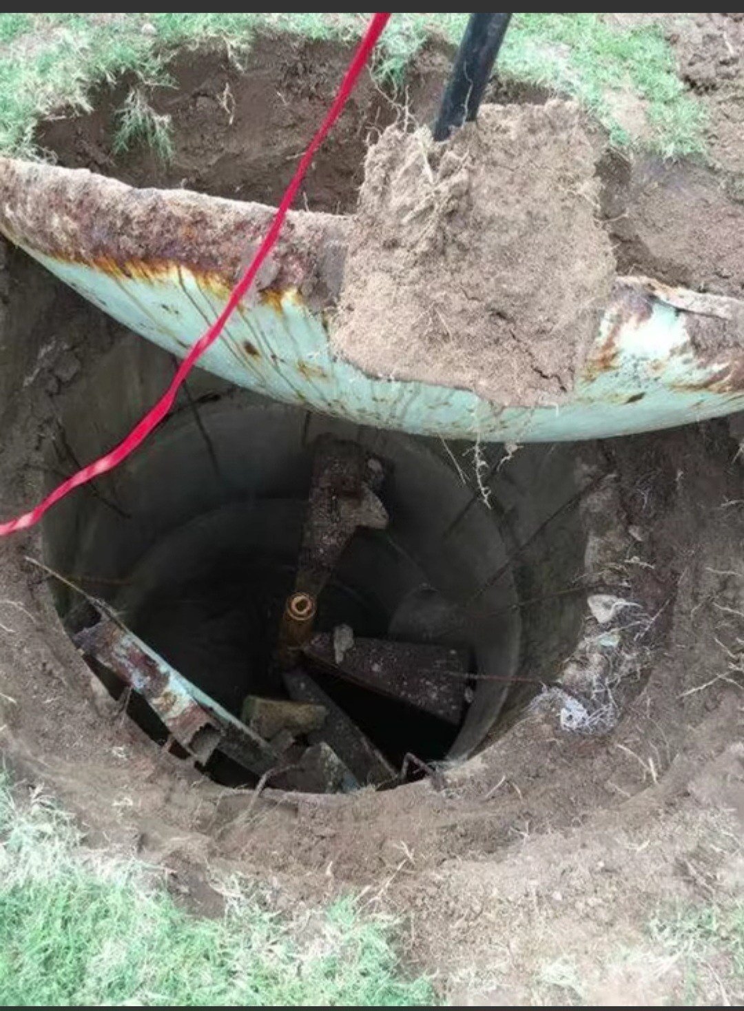 Man Digging In His Backyard Makes Discovery