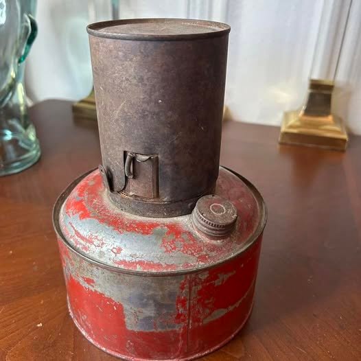 Younger generations may have no clue what this is… But if you recognize it instantly